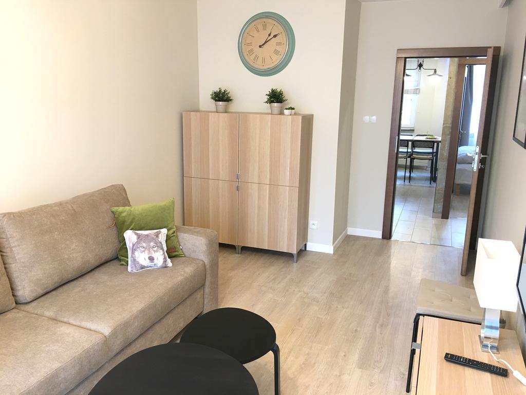 Apartament Nina シクラルスカ・ポレンバ エクステリア 写真
