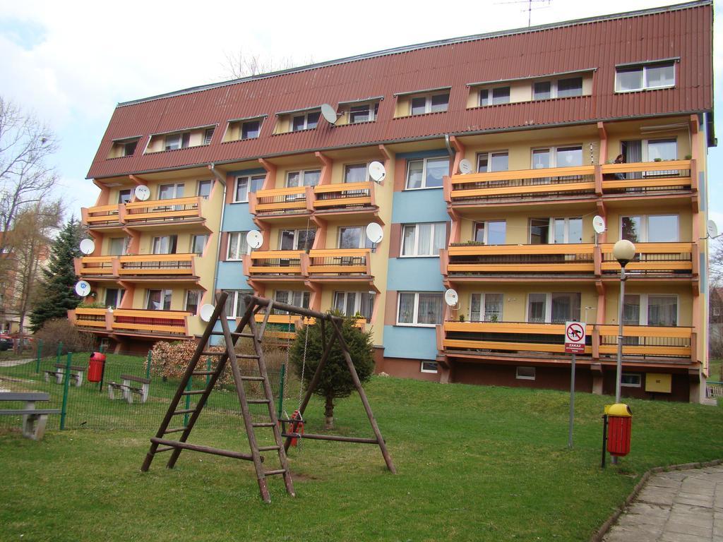 Apartament Nina シクラルスカ・ポレンバ エクステリア 写真